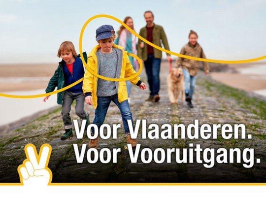 'Voor Vlaanderen, Voor Vooruitgang' is de campagneslogan waarmee de N-VA op 26 mei naar de kiezer trekt. 'Voor Vlaanderen, Voor Vooruitgang' is de campagneslogan waarmee de N-VA op 26 mei naar de kiezer trekt.
