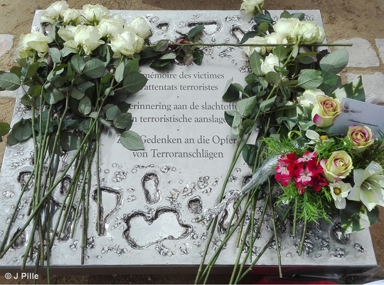 Herdenking aanslagen 22/03 - 5 jaar later N-VA Avelgem - Herdenking aanslagen 22/03 - 5 jaar later